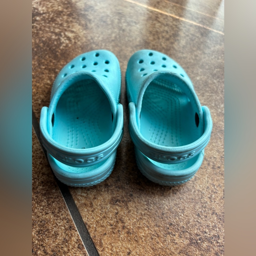 Crocs - Picture 5 of 6